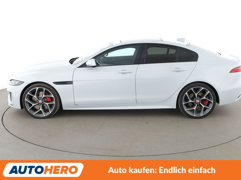 Jaguar XE 30t R-Dynamic HSE AWD*LED*NAVI*TEMPO*PDC*SHZ*KLIMA — photo 3