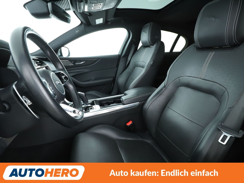 Jaguar XE 30t R-Dynamic HSE AWD*LED*NAVI*TEMPO*PDC*SHZ*KLIMA — photo 10