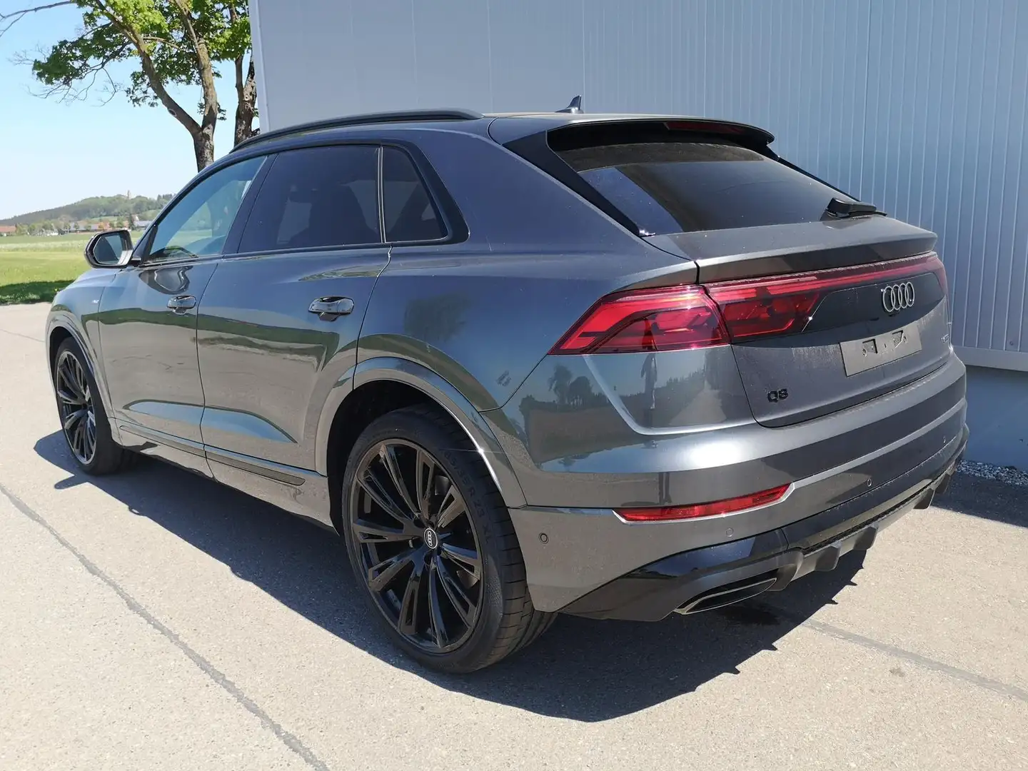 Audi Q8 50 TDI quattro 50TDI S Line Standh. AHK Head Le... Grau - 2