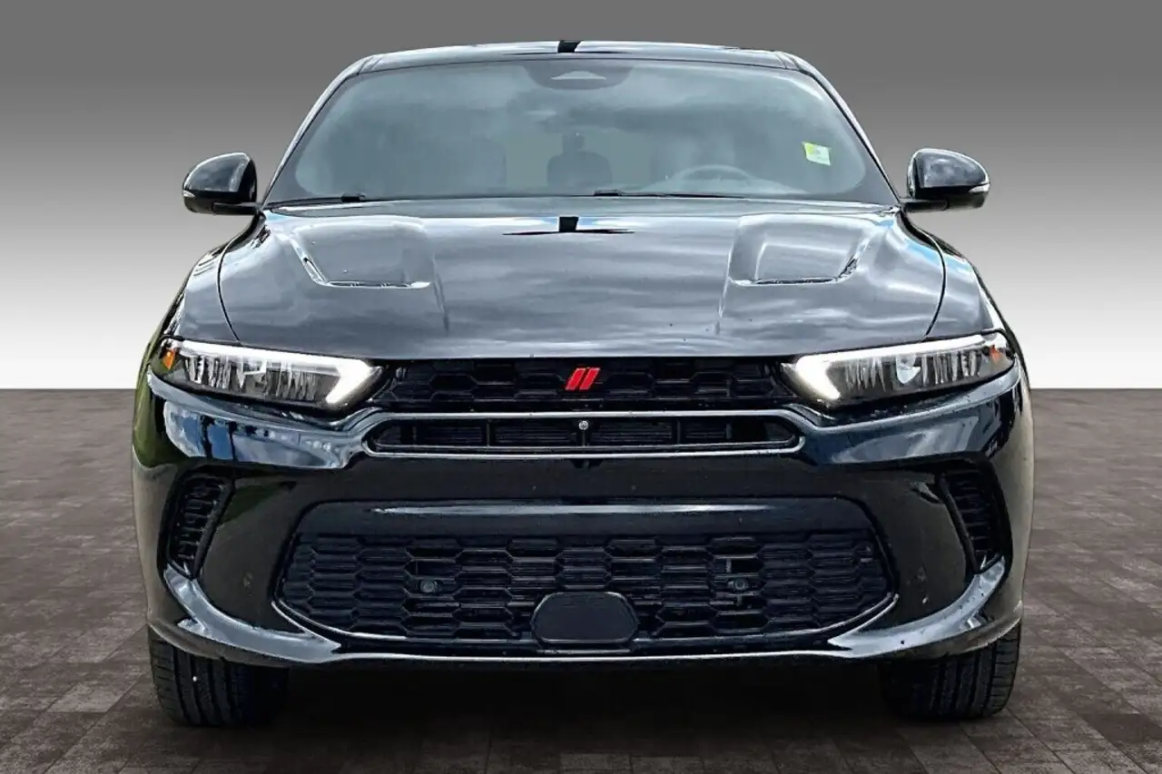 Dodge Hornet снимка Dodge Hornet