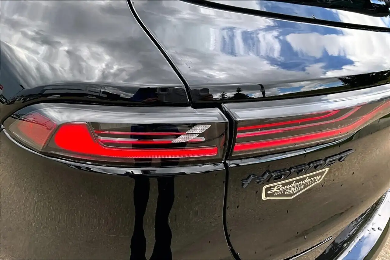 Dodge Hornet снимка Dodge Hornet