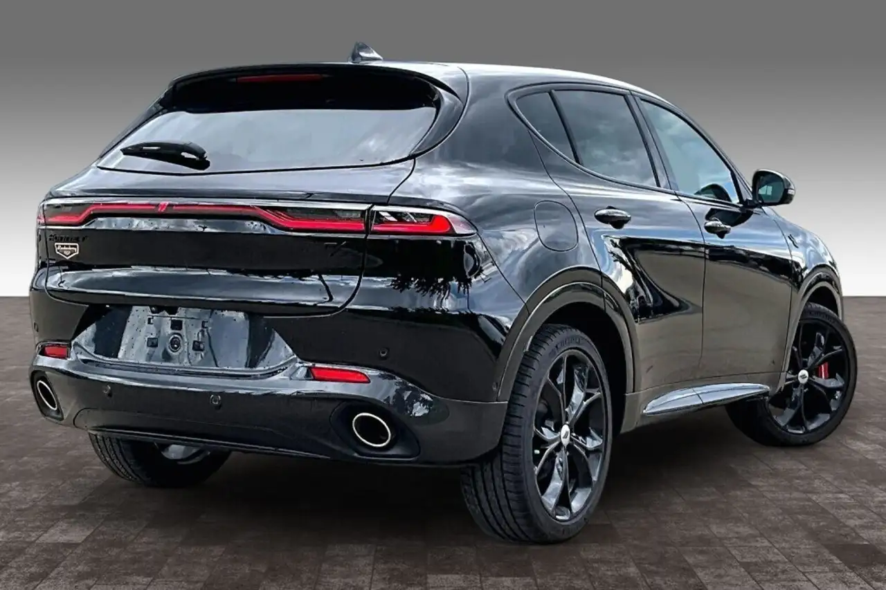 Dodge Hornet снимка Dodge Hornet