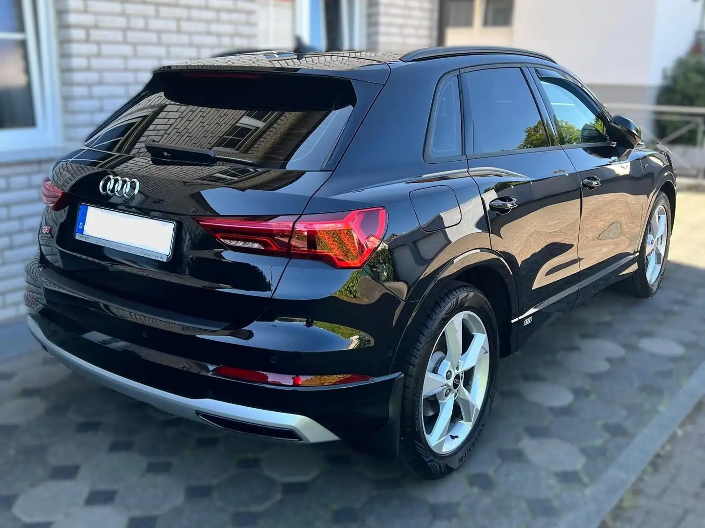 Audi Q3 35 TDI S tronic Advanced "Audi Anschl. Gar. 11/27" Schwarz - 2