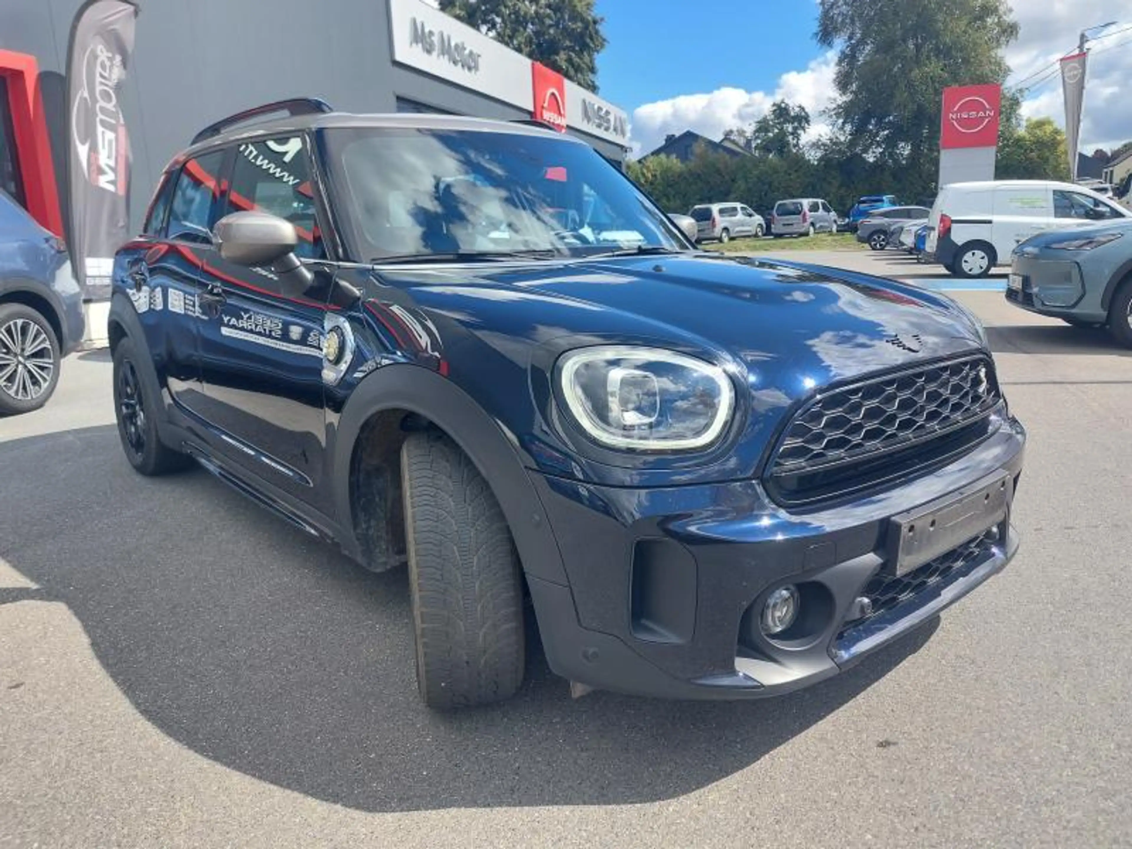MINI Cooper SE Countryman ALL4 — photo 3