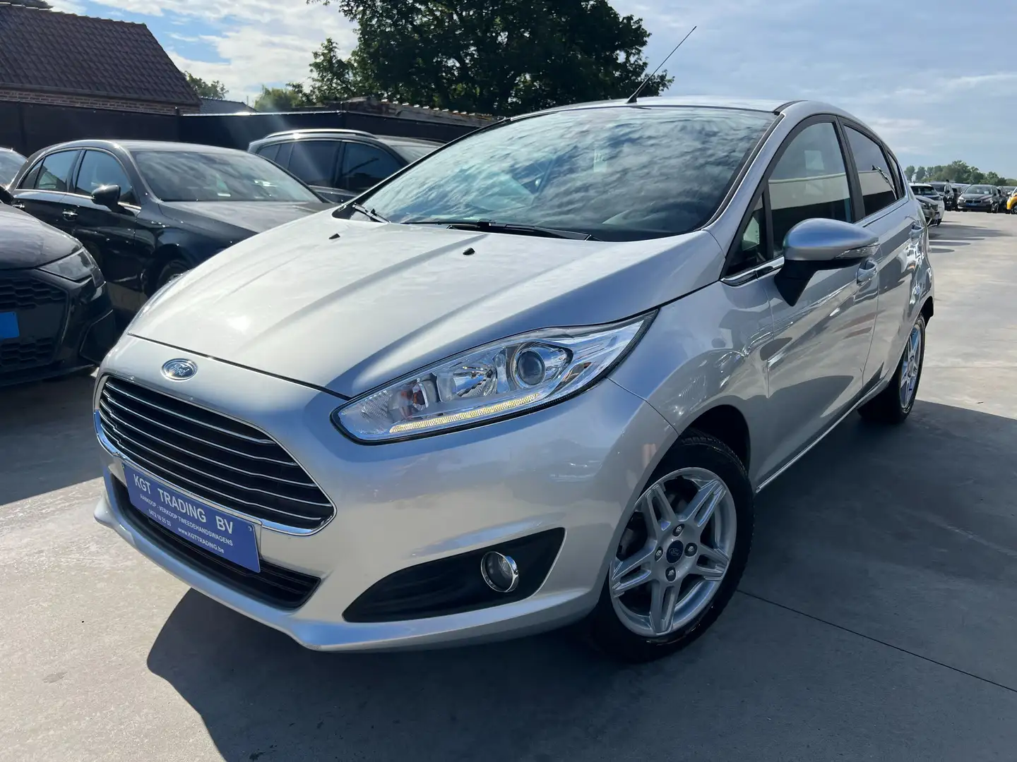 Ford Fiesta 1.0i ECOBOOST TITANIUM BLUETOOTH PDC ALU AIRCO LED Argent - 1