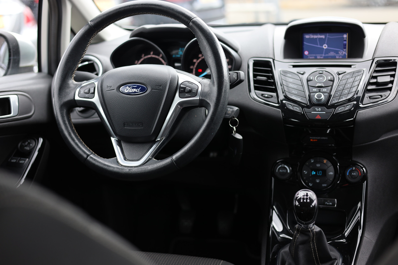 Ford Fiesta 1.0 ECOBOOST | TITANIUM | NAVI | 53000 KM! — photo 3