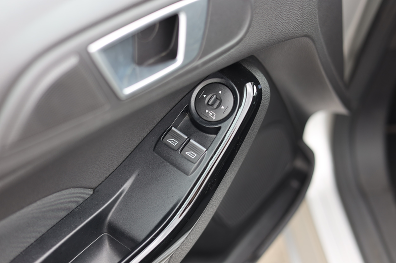 Ford Fiesta 1.0 ECOBOOST | TITANIUM | NAVI | 53000 KM! — photo 10