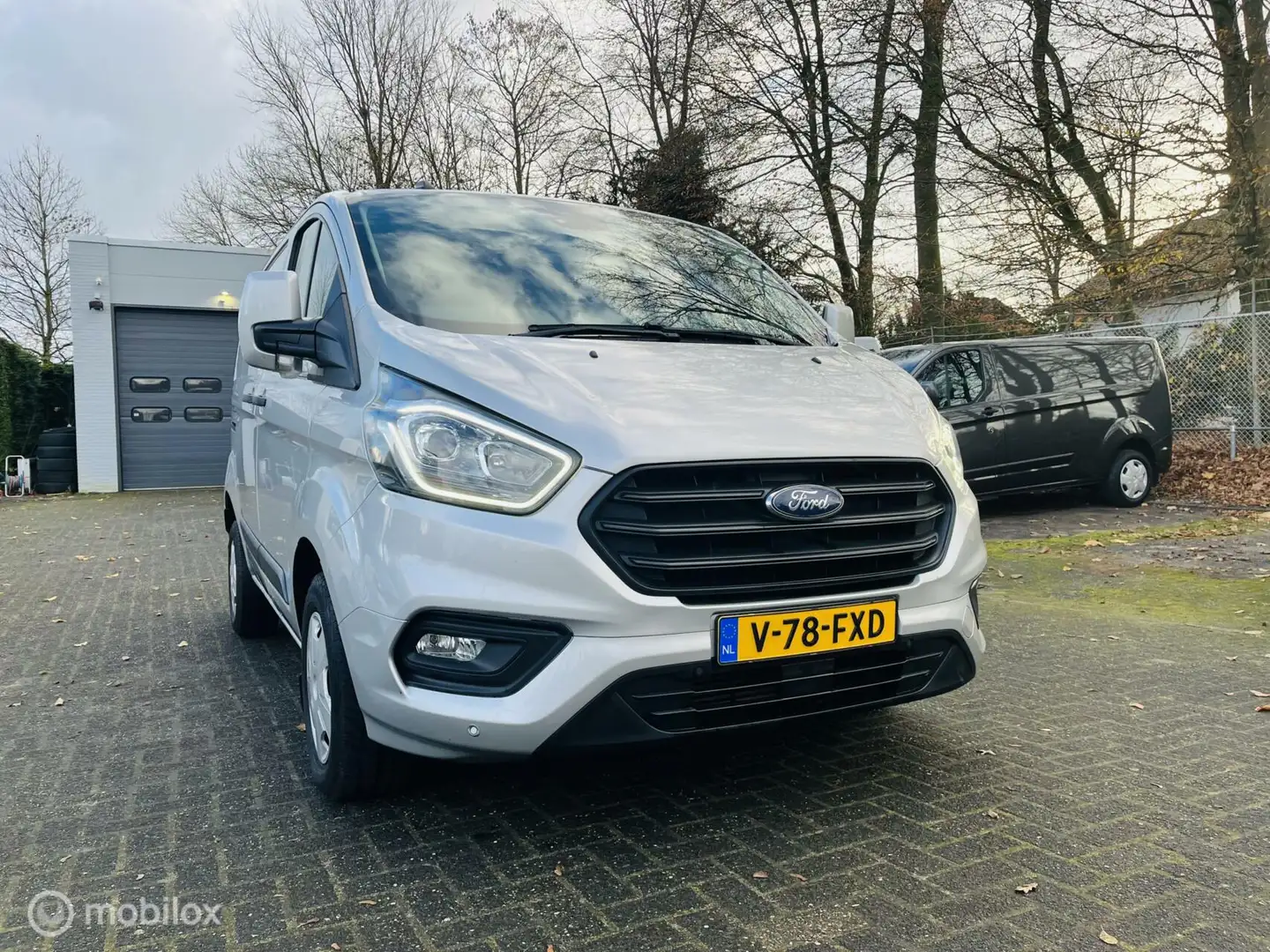 Ford Transit Custom 280 2.0 TDCI L1H1 Trend Apple carplay / Camera Nero - 2