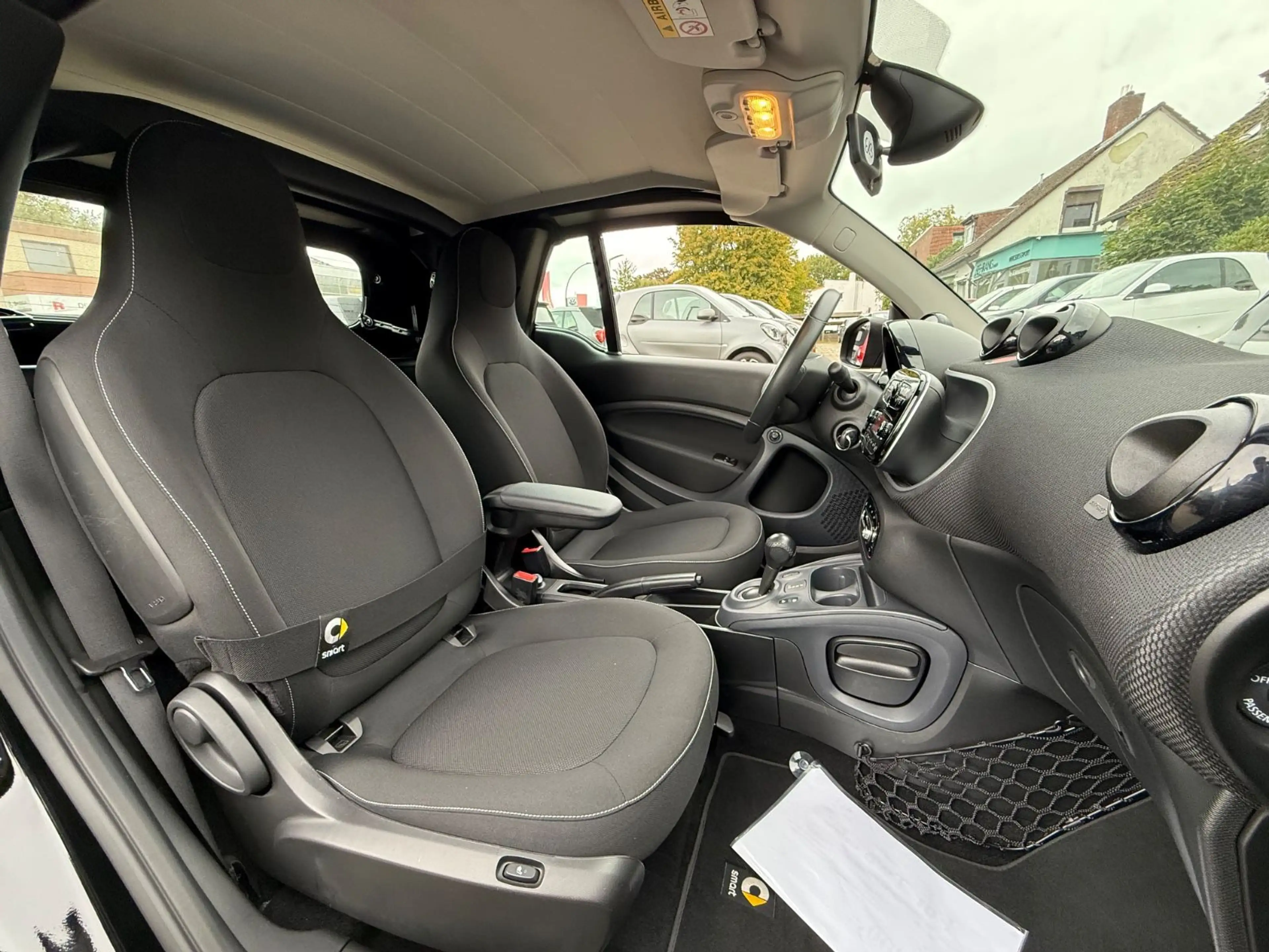 smart forTwo CABRIO*COOL&AUDIO*SITZHEIZUNG*AUTOMATIK — photo 13