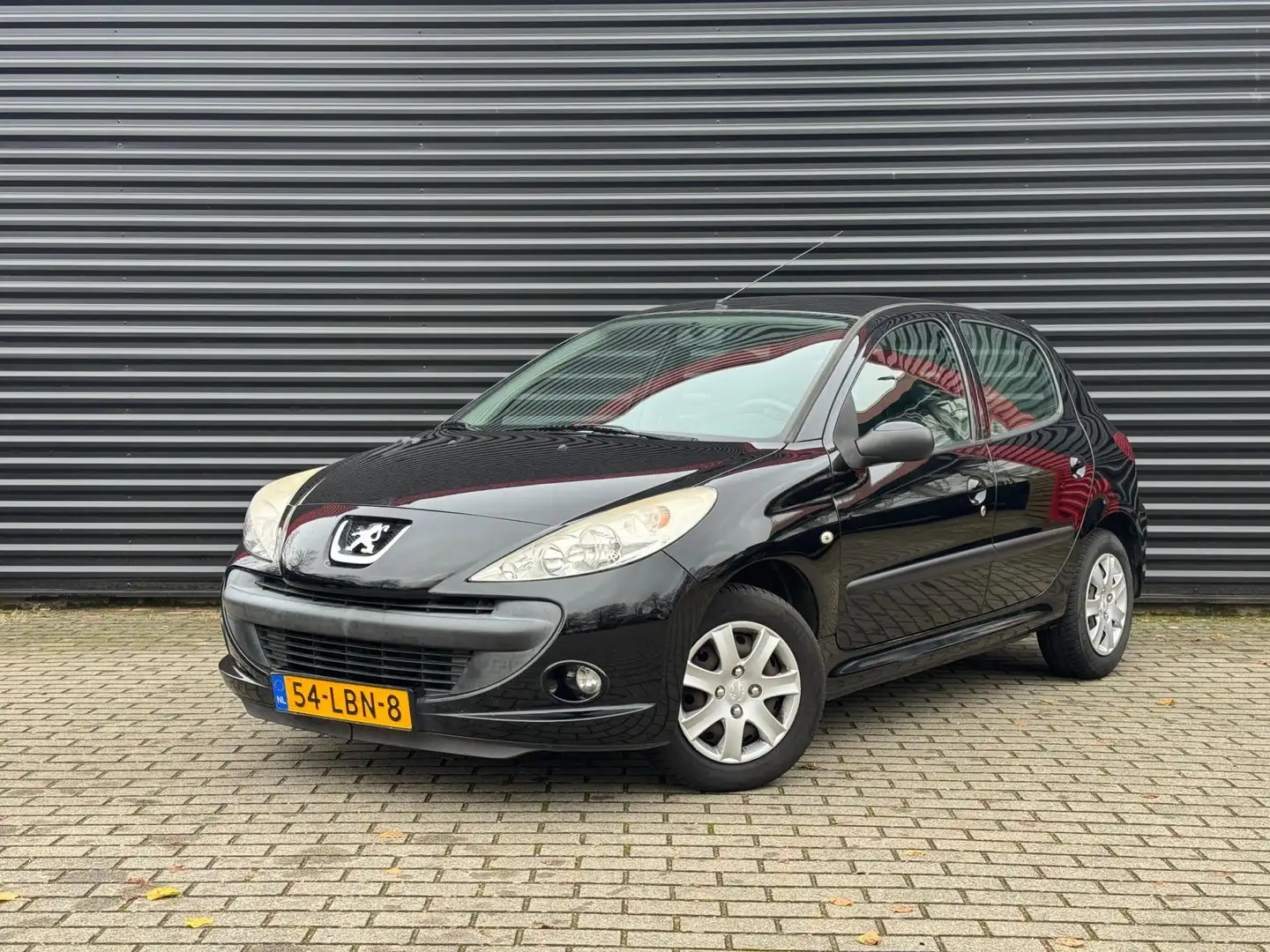 Peugeot 206 + 1.4 XS | Lage Kilometstand | APK & NAP | Airco | Negru - 1
