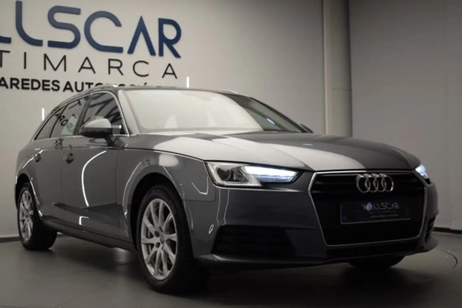 Audi A4 Avant 2.0TDI Advanced ed. S-T 110kW Gris - 2