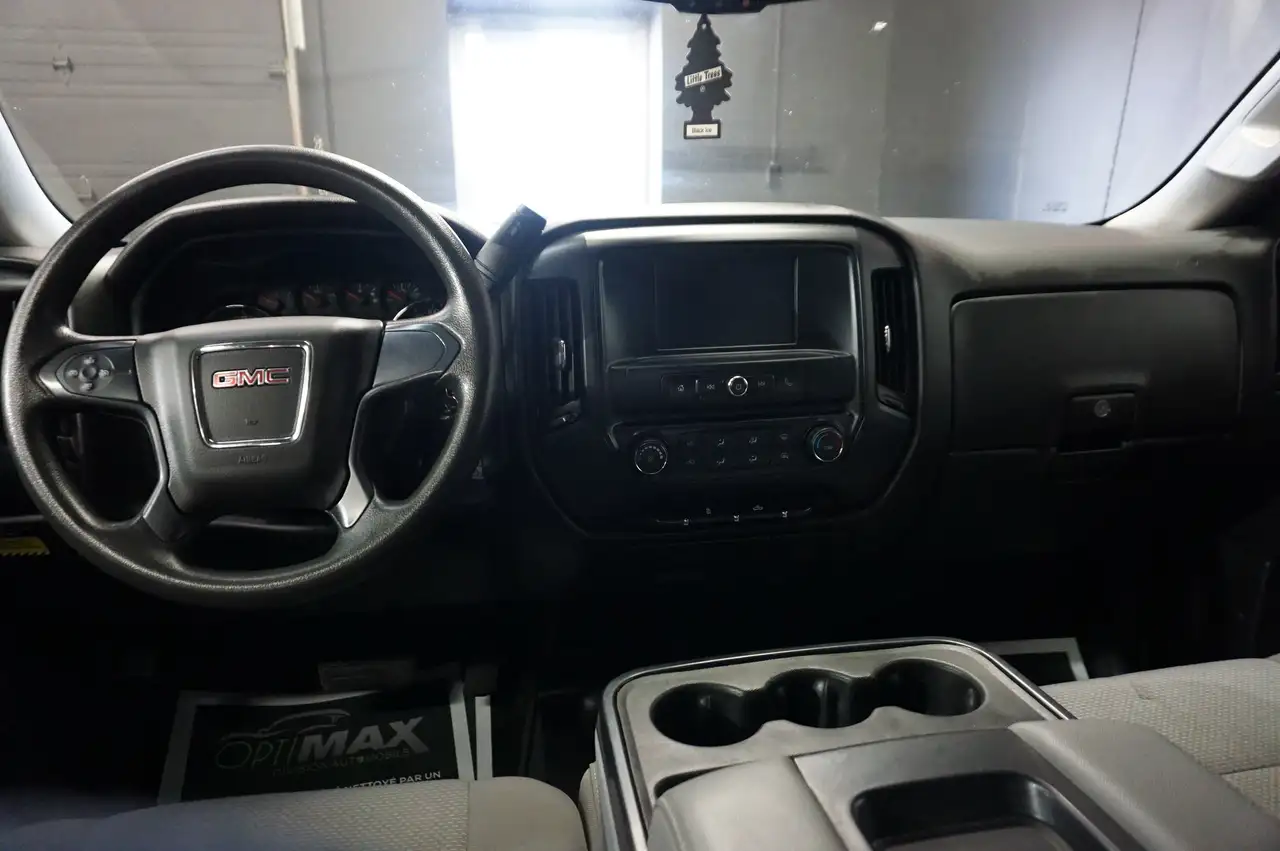 GMC Sierra 1500 снимка GMC Sierra 1500