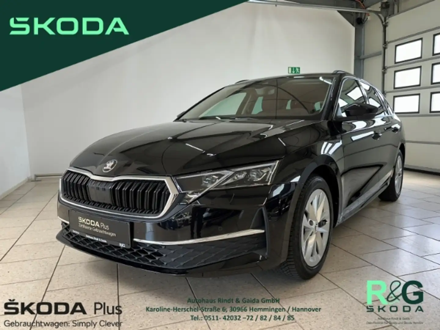 Skoda Octavia Combi 2.0 TDI DSG Selection AHK HUD Matrix Navi AC Negro - 1