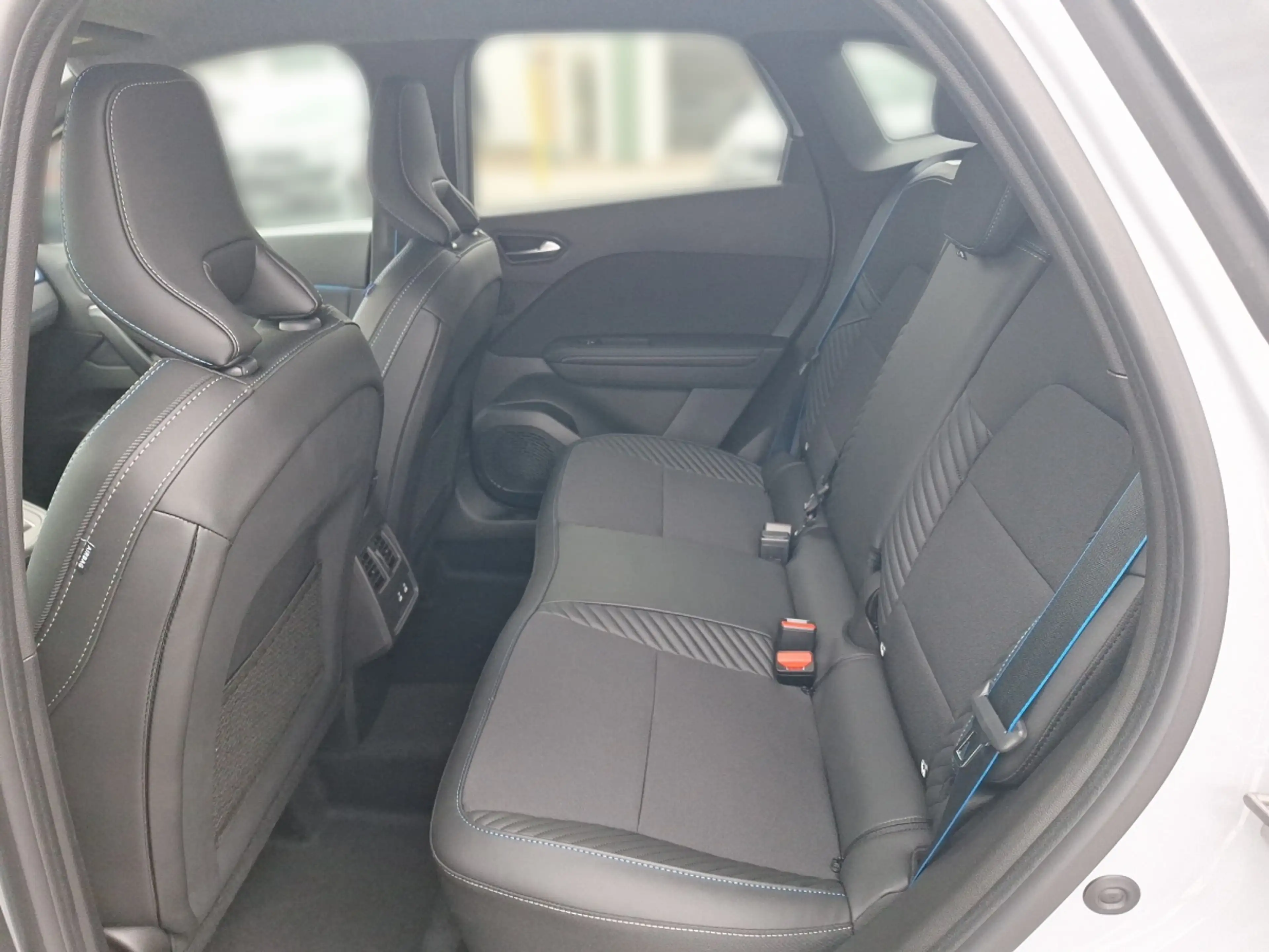 Renault Symbioz Esprit Alpine Full Hybrid E-Tech 160 — photo 11