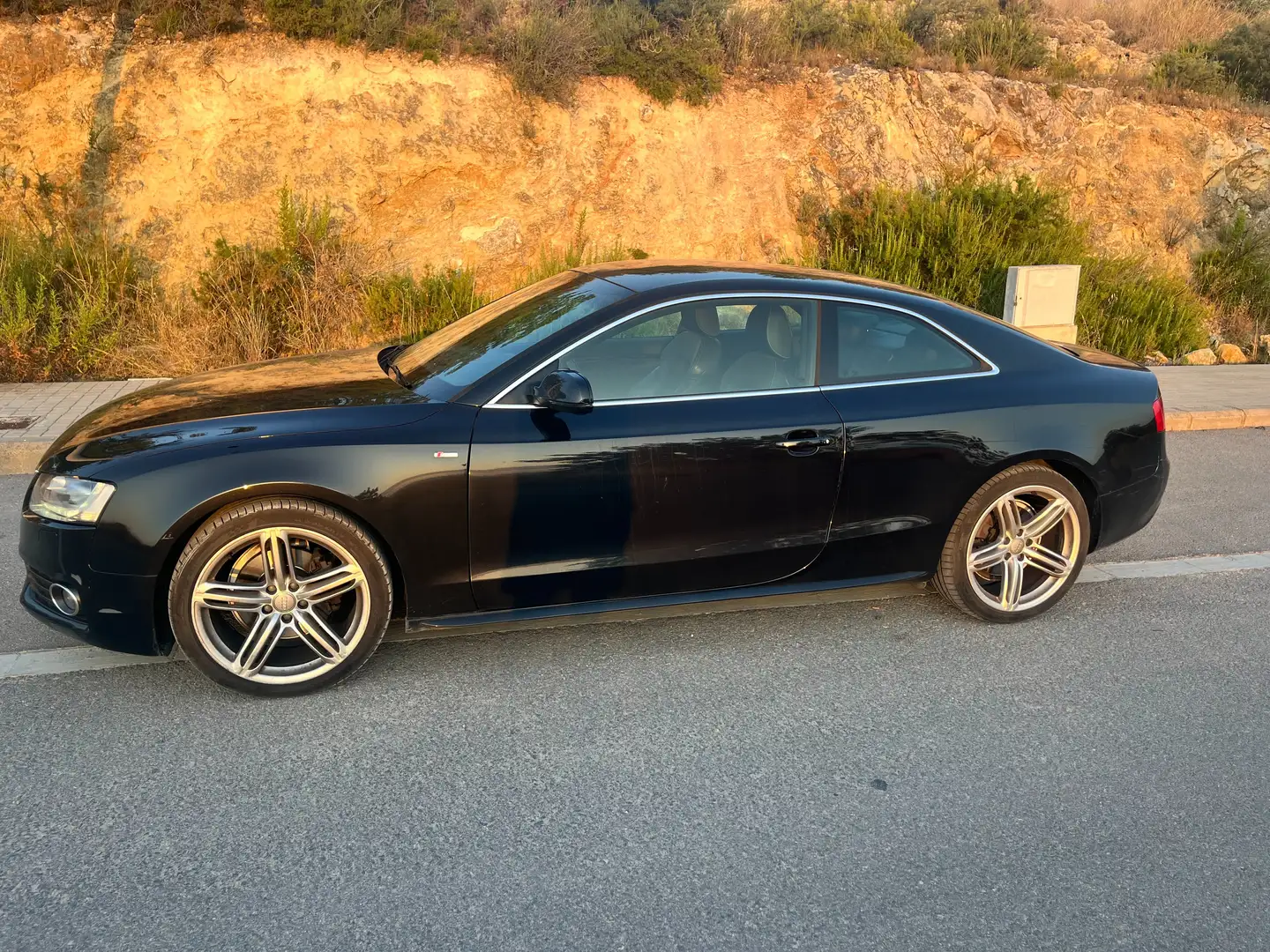 Audi A5 A5 Coupé 2.0TDI S line edition S line edition Negro - 1