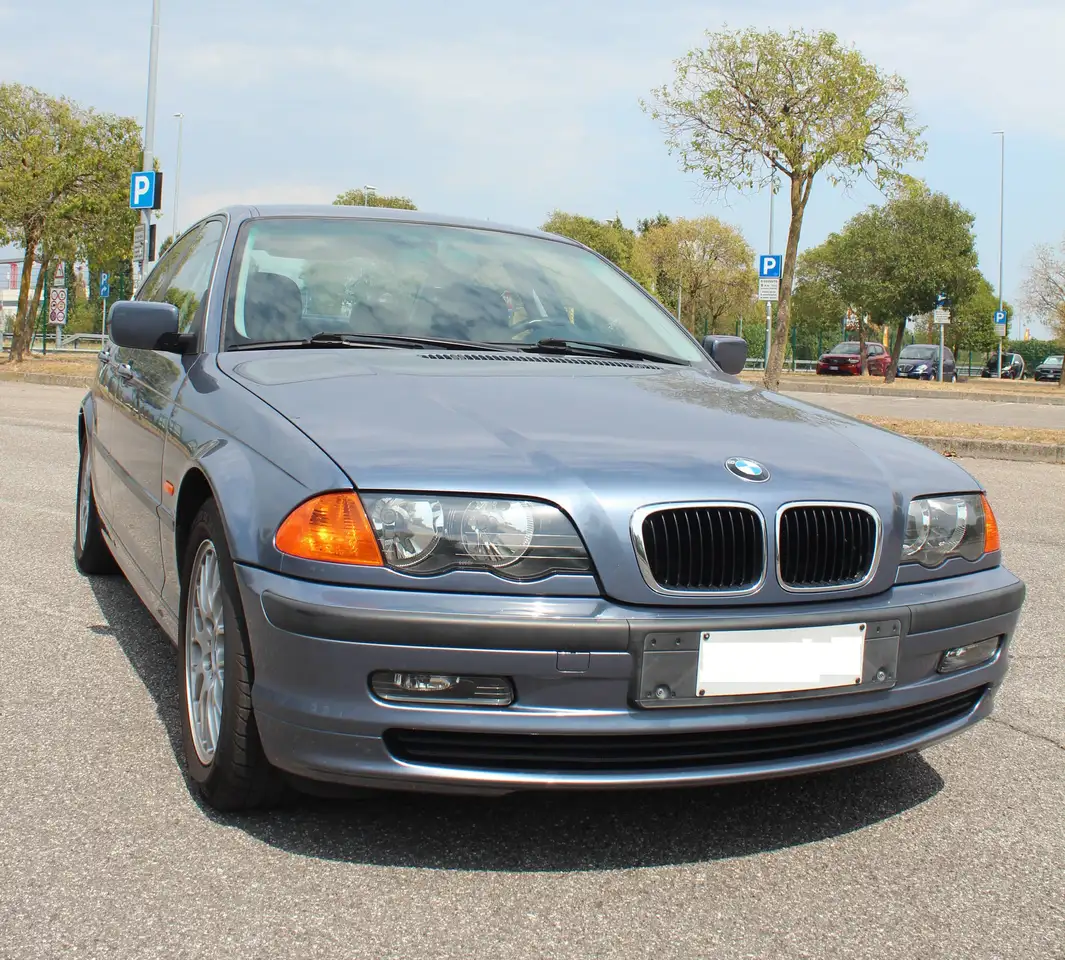 BMW 320 Serie 3 E46 Berlina 320i Eletta, foto 6