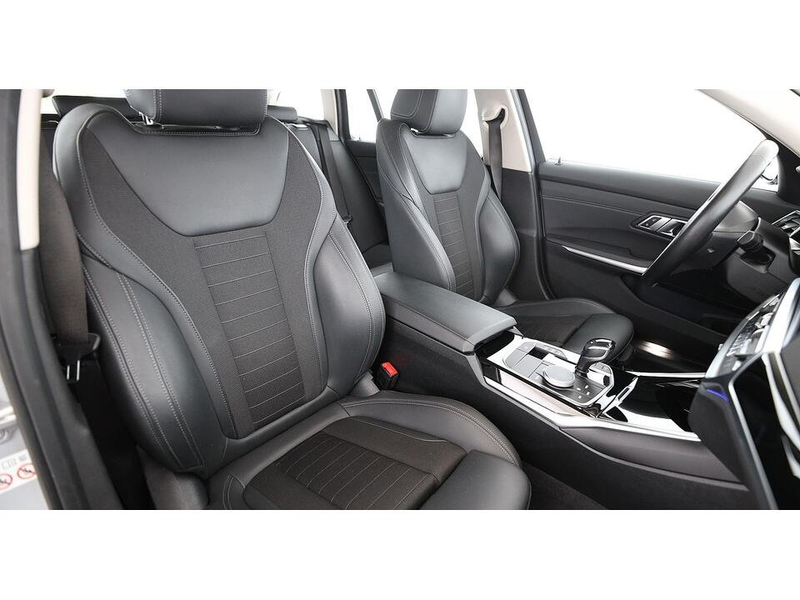 BMW 318 d Touring Sport Line Aut LED AHK RADAR LEDER — photo 13