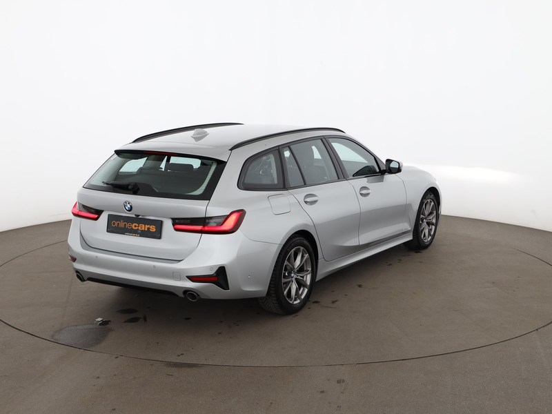 BMW 318 d Touring Sport Line Aut LED AHK RADAR LEDER — photo 2