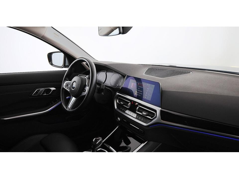 BMW 318 d Touring Sport Line Aut LED AHK RADAR LEDER — photo 12