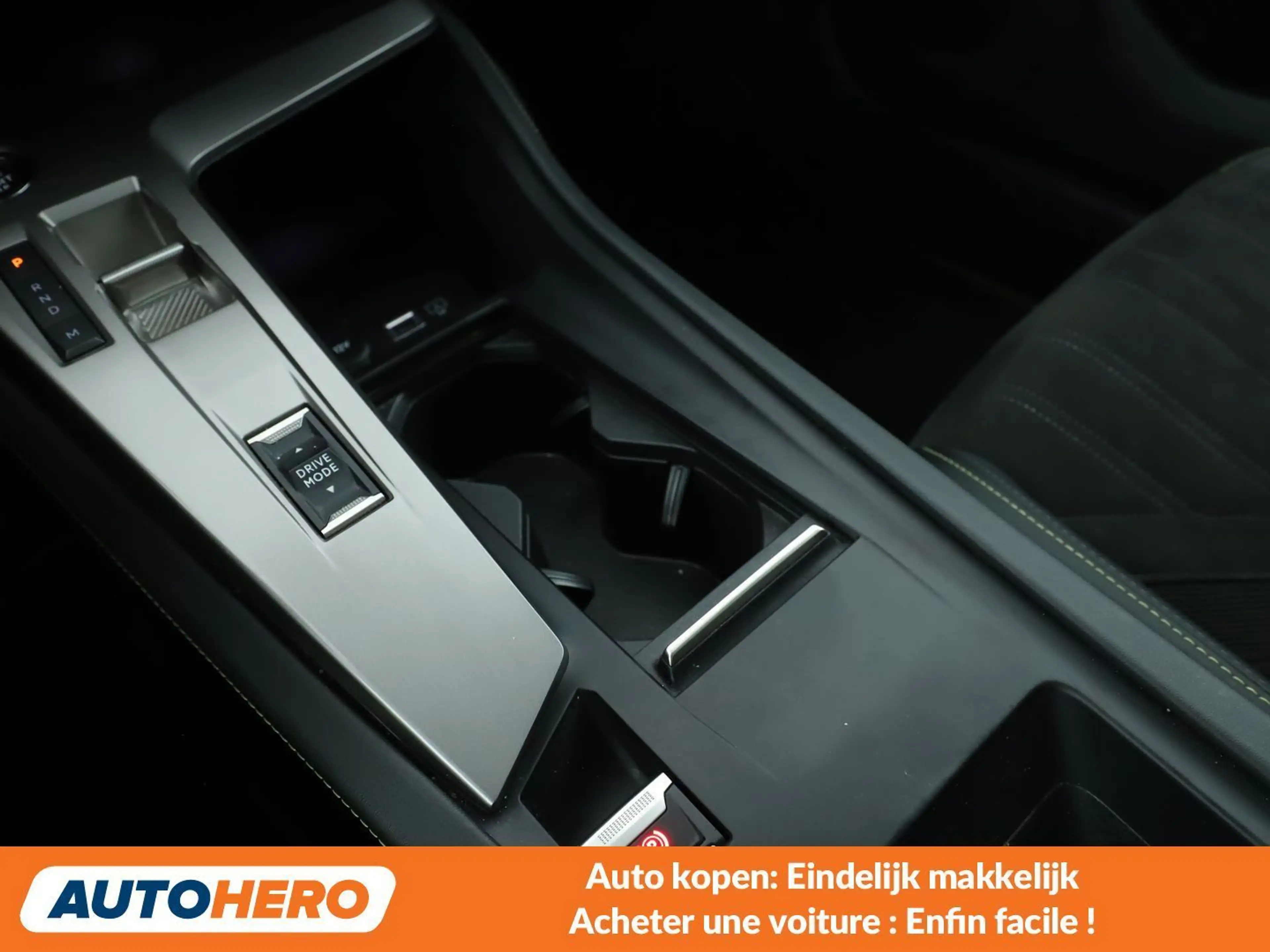 Peugeot 408 1.2 PureTech GT — photo 12