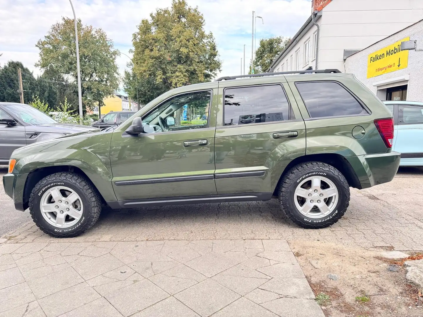 Jeep Grand Cherokee 3.7 Laredo + 4x4 Klima Grün - 2
