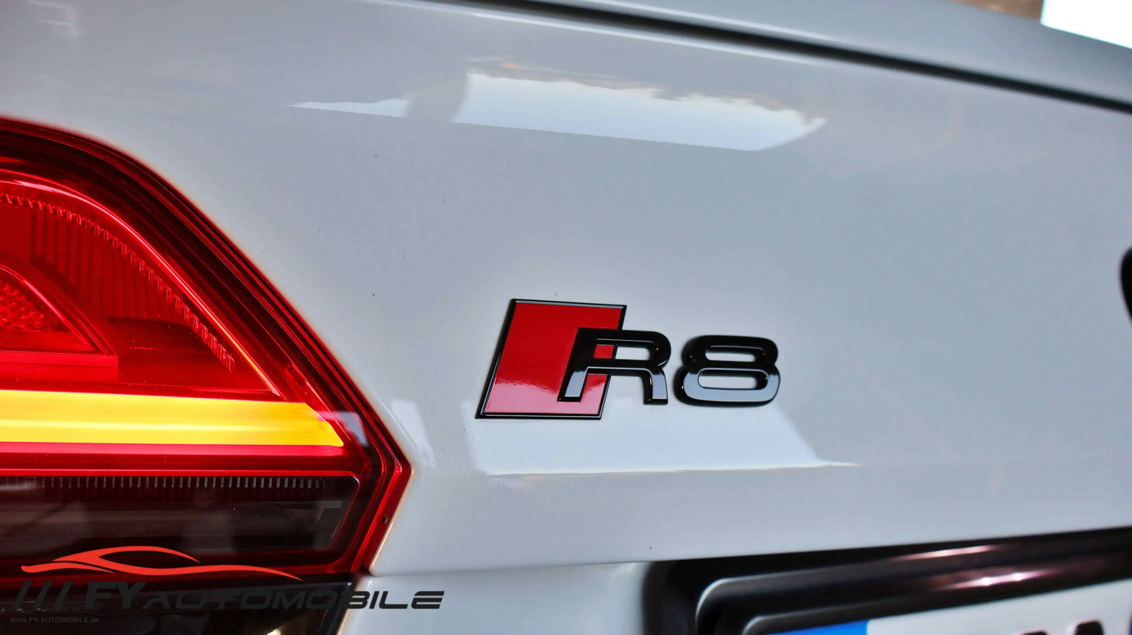 Audi R8 5.2 FSI V10 Plus Carbon Laser B&O TOP Zustand — photo 12