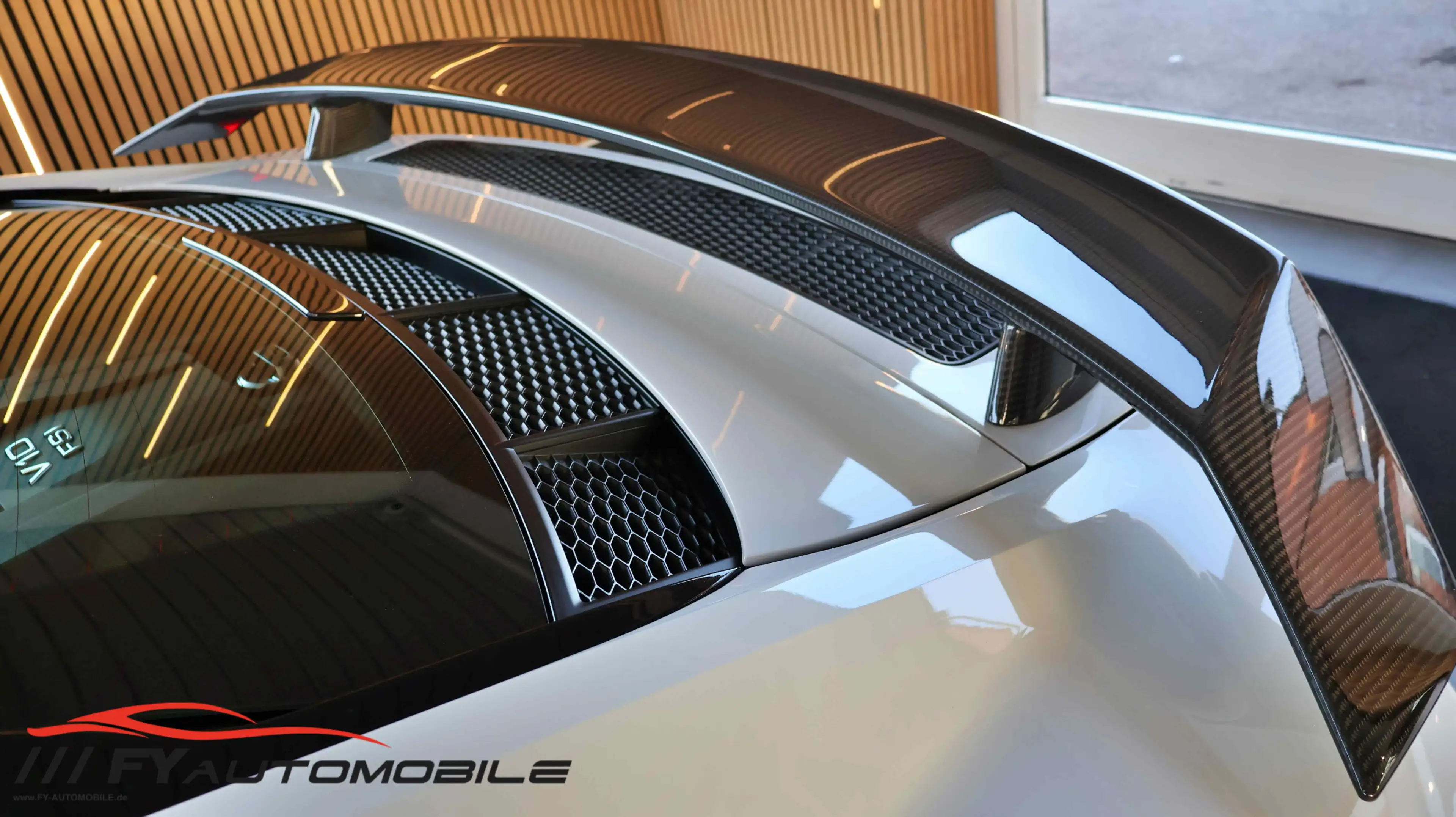 Audi R8 5.2 FSI V10 Plus Carbon Laser B&O TOP Zustand — photo 9