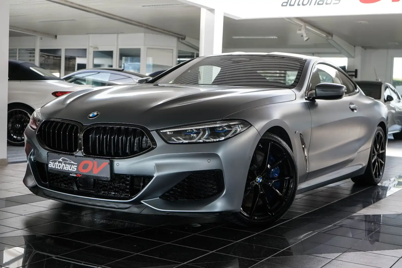 BMW M850 ix Coupe*M Technik Carbon Paket*B&W*AFP*Voll Gris - 1