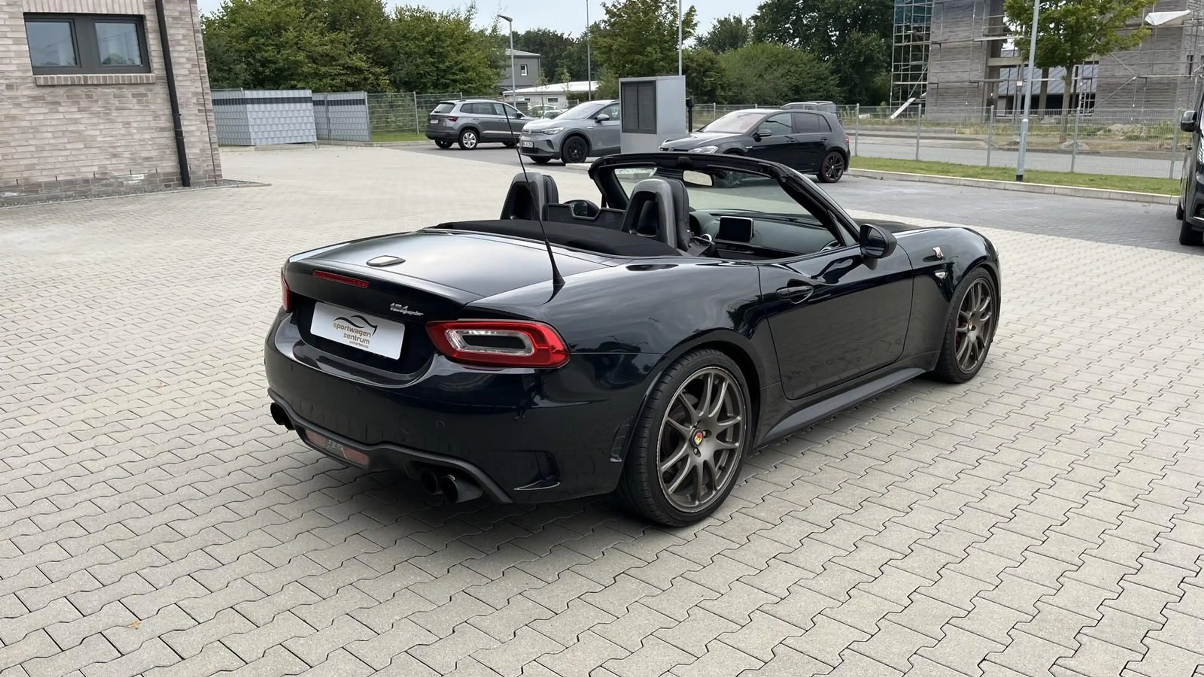 Abarth 124 Spider 124 Spider LED, Klima, DAB, Bose — photo 5
