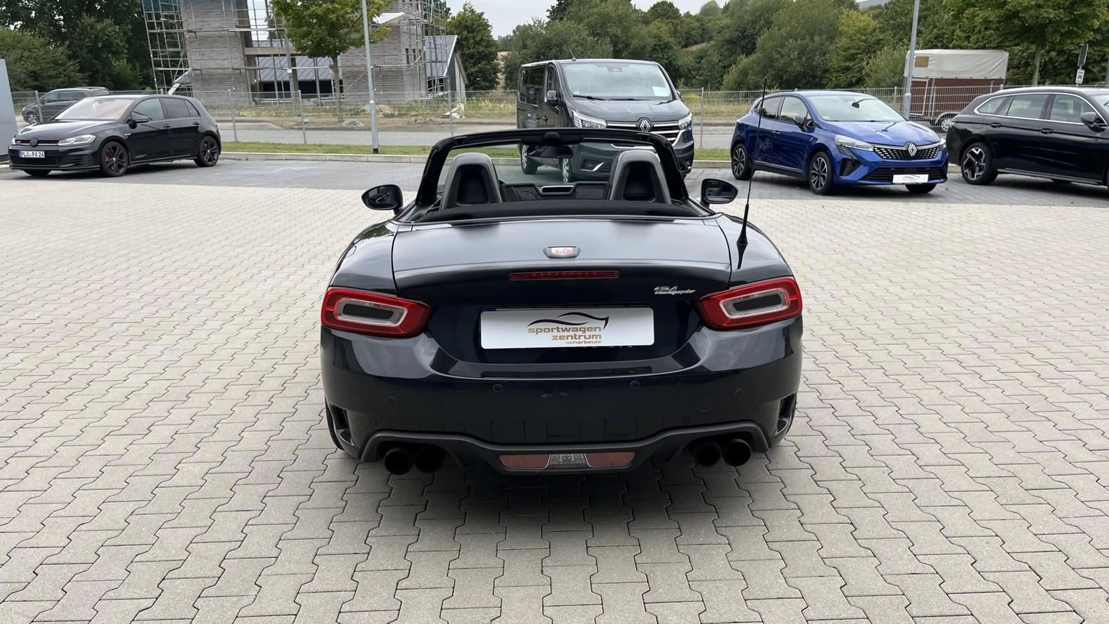 Abarth 124 Spider 124 Spider LED, Klima, DAB, Bose — photo 6