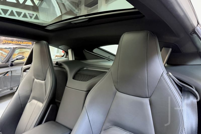 Jaguar F-Type P380 AWD Auto R-DYNAMIC Coupe — photo 4