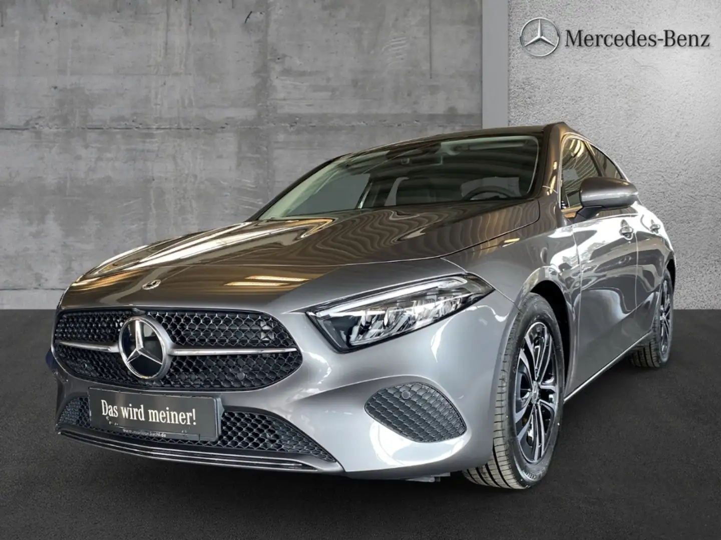 Mercedes-Benz A 180 7G-DCT+LIMOUSINE+PRO+AHK+LED+KAM+MBUX+TWA+ Grau - 1