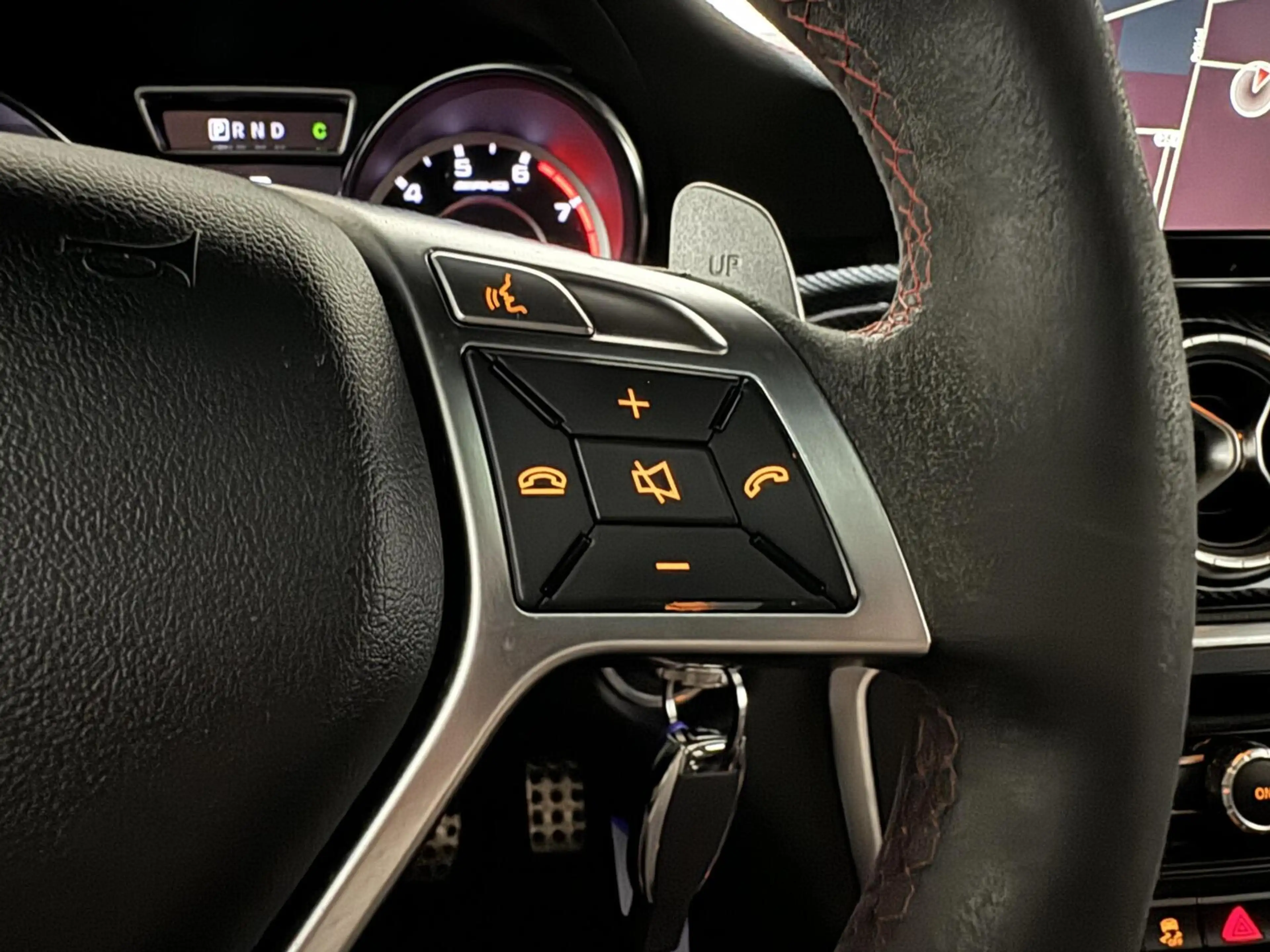 Mercedes-Benz CLA 45 AMG 4MATIC Pano Recaro H/K Camera NAP — photo 29