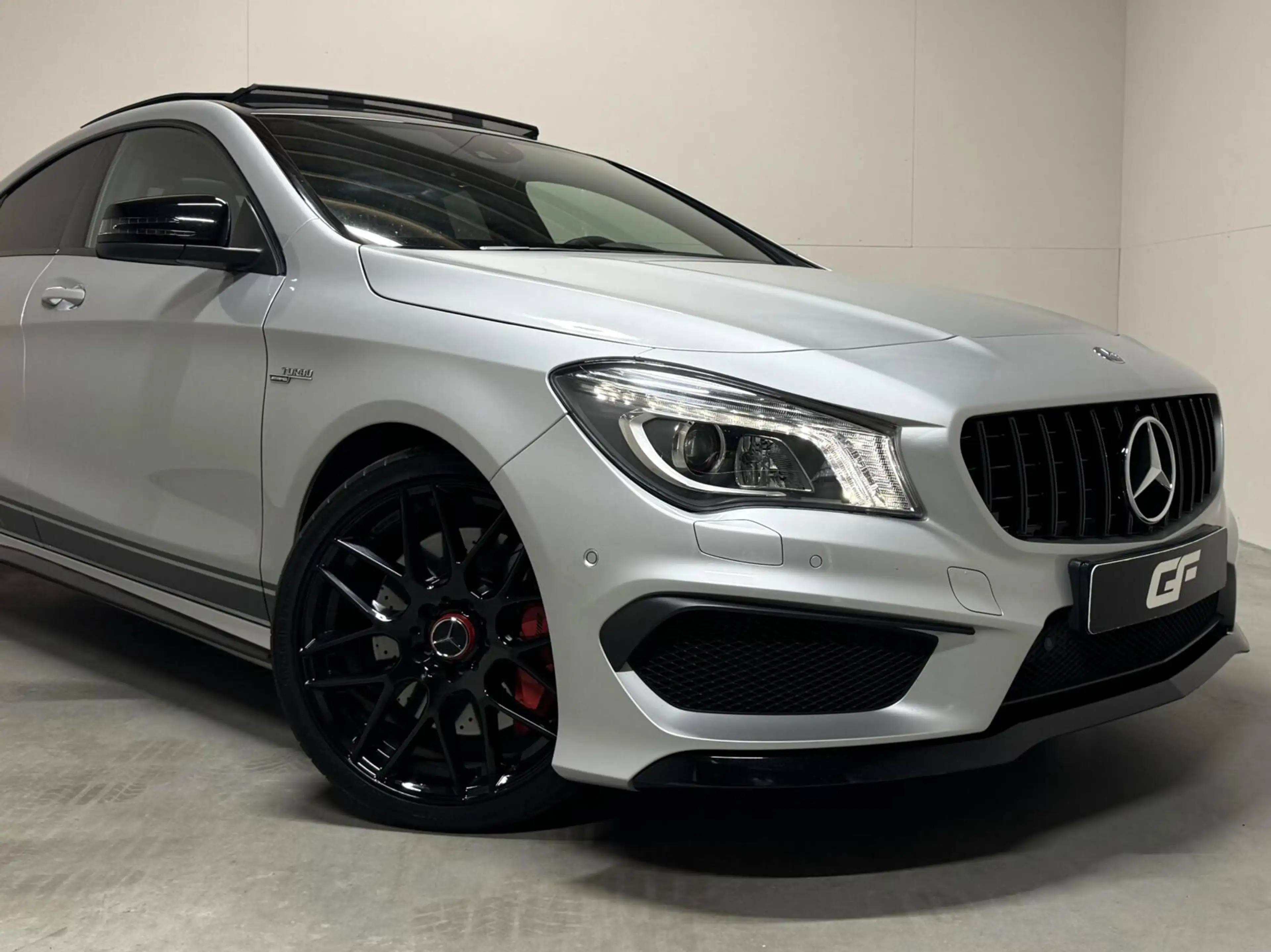 Mercedes-Benz CLA 45 AMG 4MATIC Pano Recaro H/K Camera NAP — photo 46