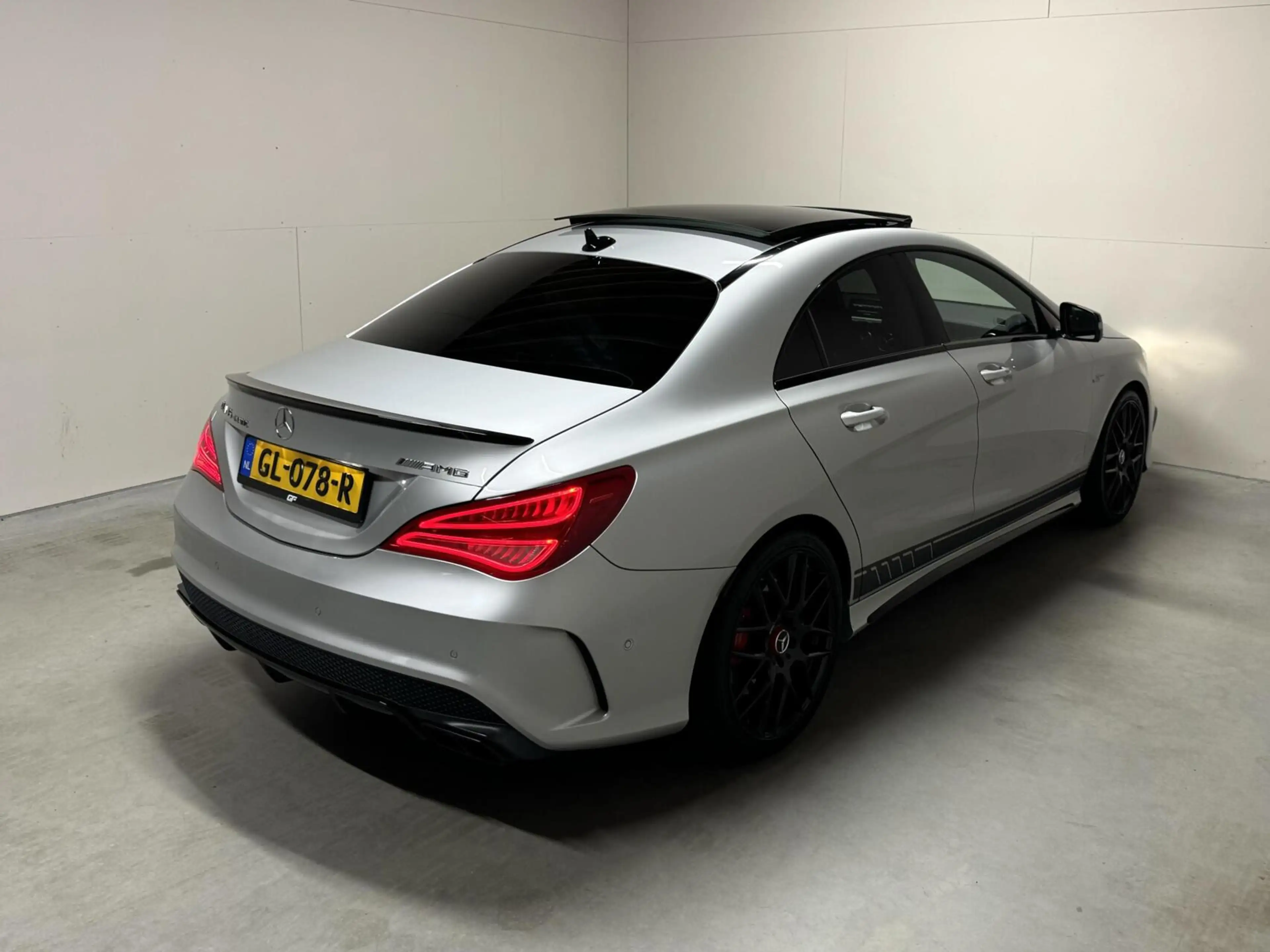 Mercedes-Benz CLA 45 AMG 4MATIC Pano Recaro H/K Camera NAP — photo 45