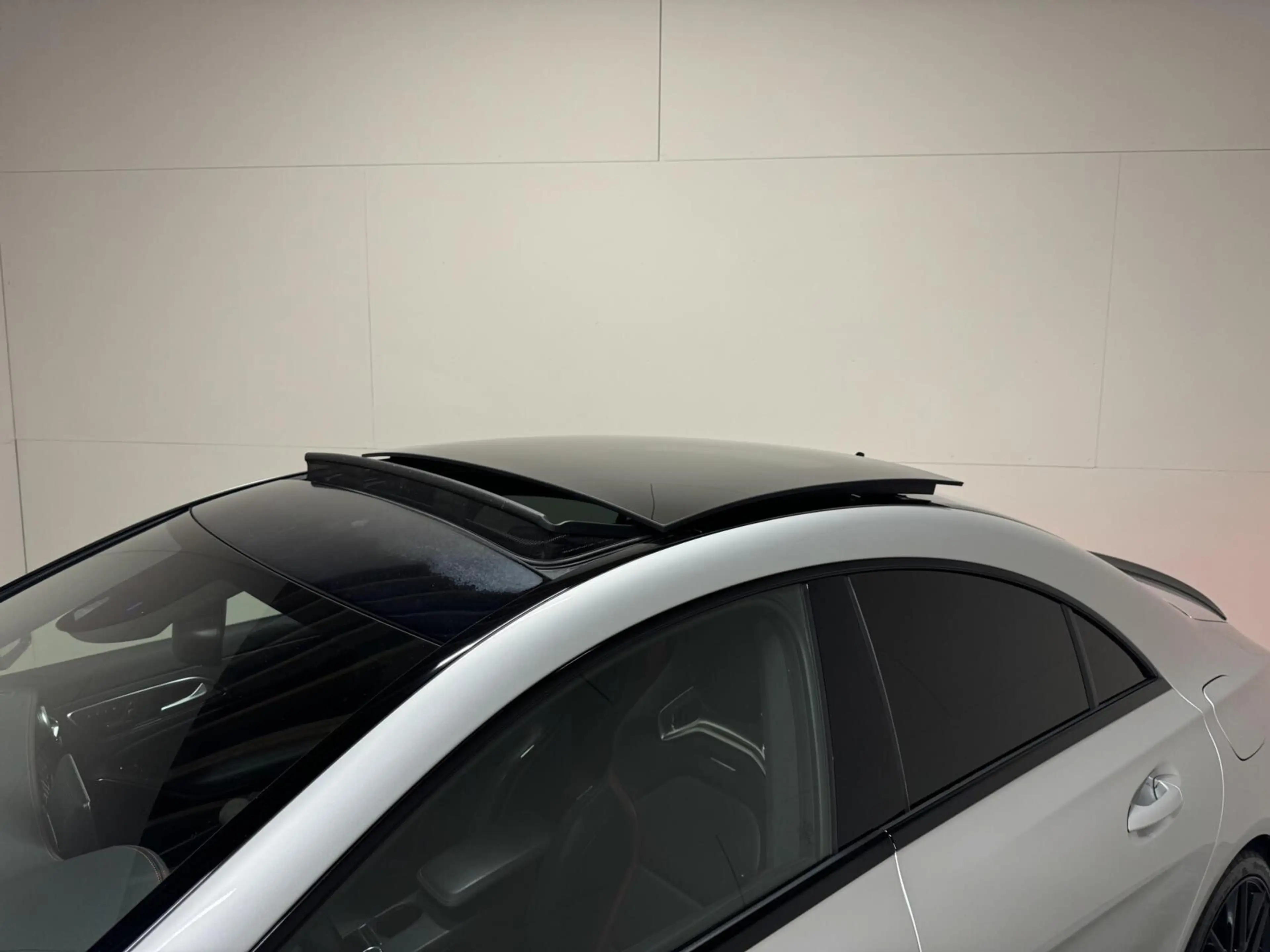 Mercedes-Benz CLA 45 AMG 4MATIC Pano Recaro H/K Camera NAP — photo 15