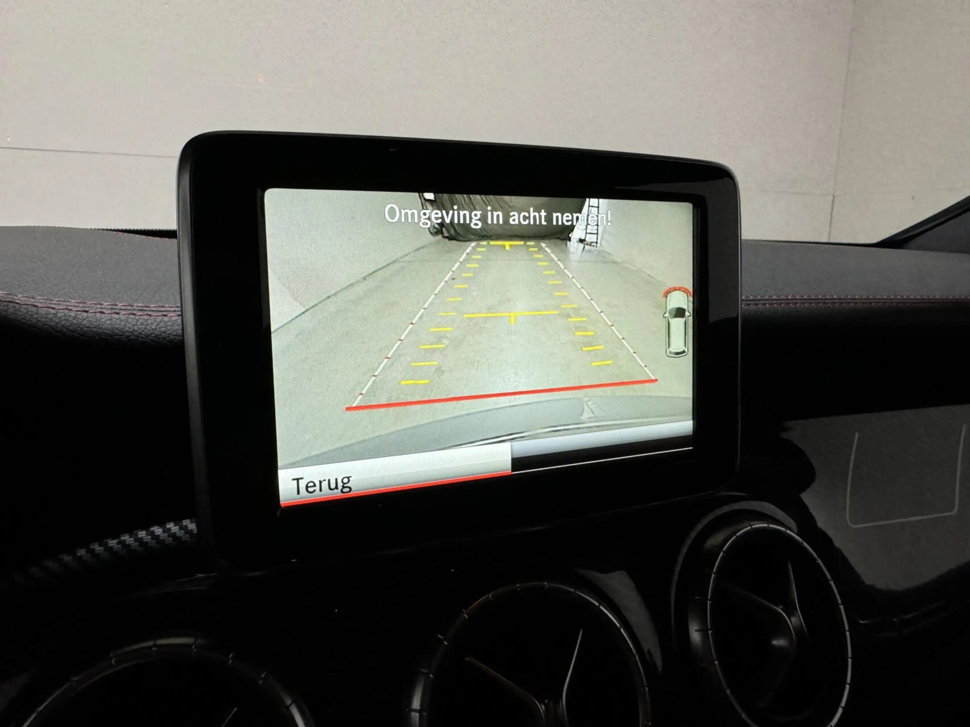 Mercedes-Benz CLA 45 AMG 4MATIC Pano Recaro H/K Camera NAP — photo 35