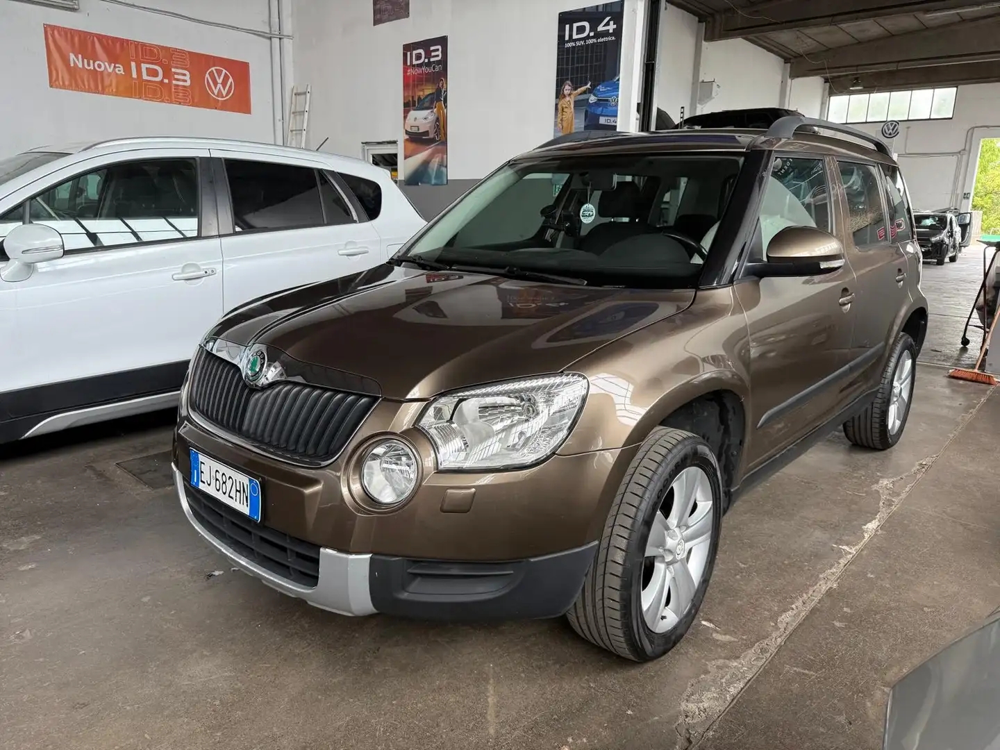 Skoda Yeti Yeti 2009 1.2 tsi Elegance (experience) Marrone - 1