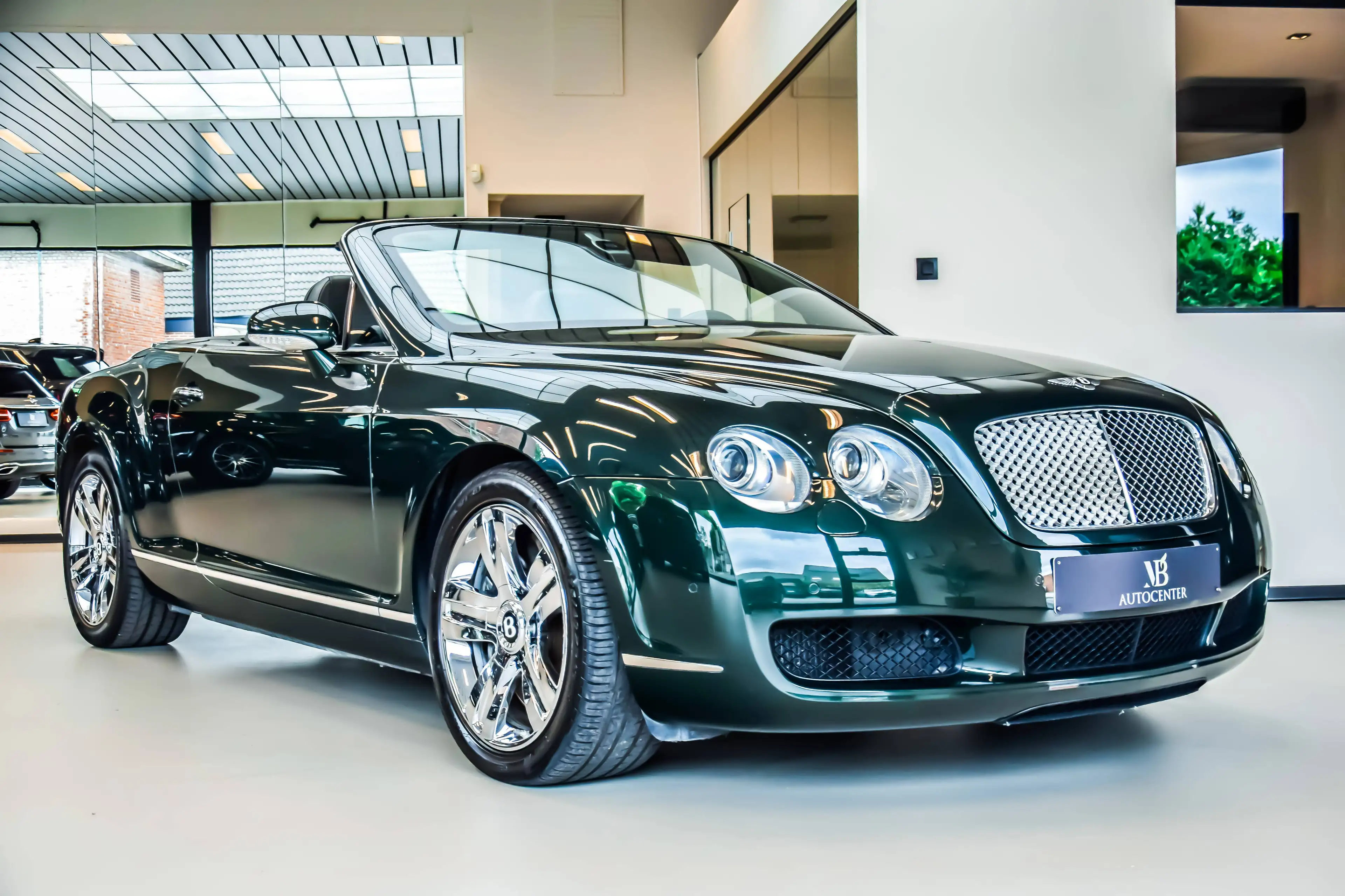 Bentley Continental GTC 6.0 BiTurbo W12 — photo 7