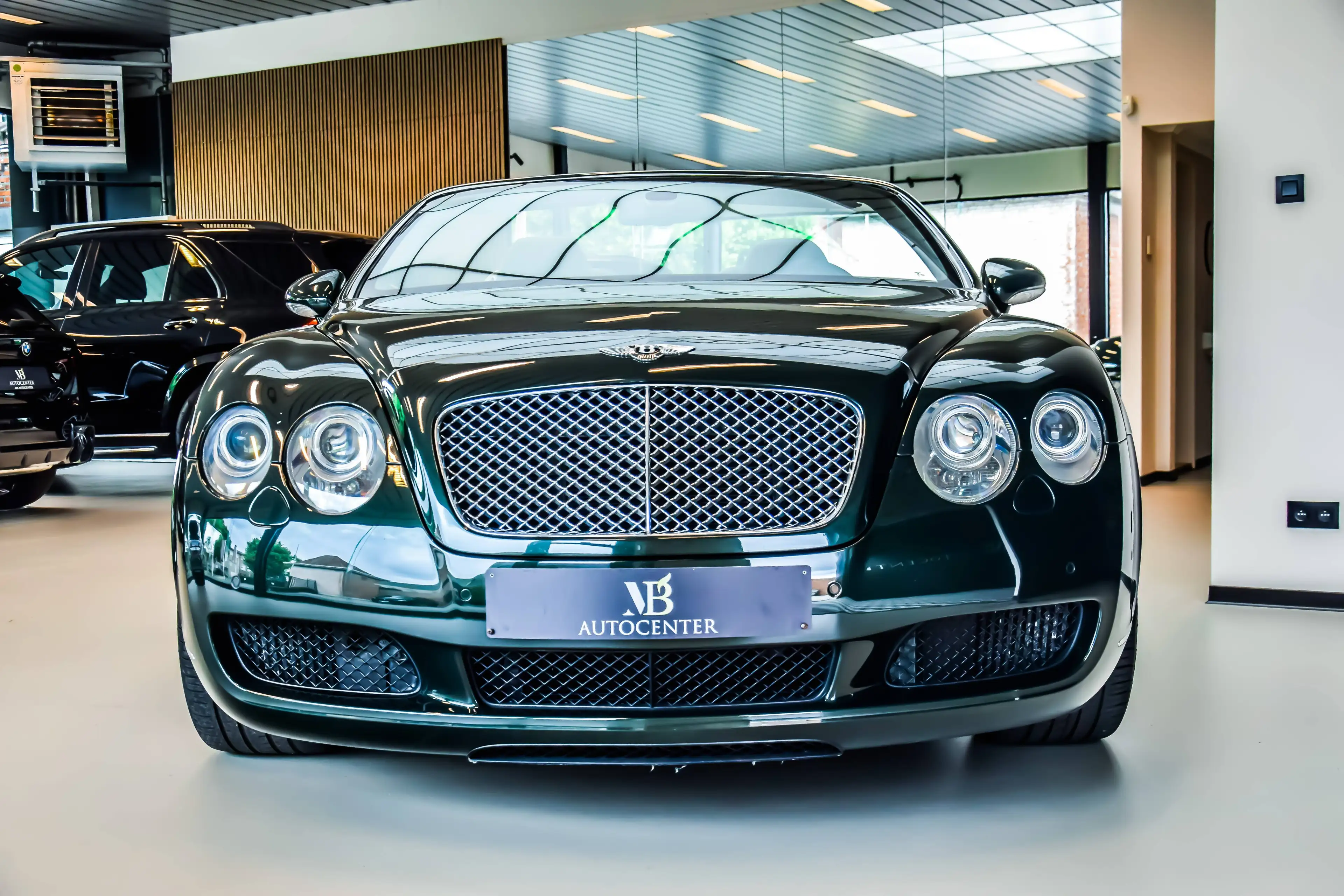 Bentley Continental GTC 6.0 BiTurbo W12 — photo 4