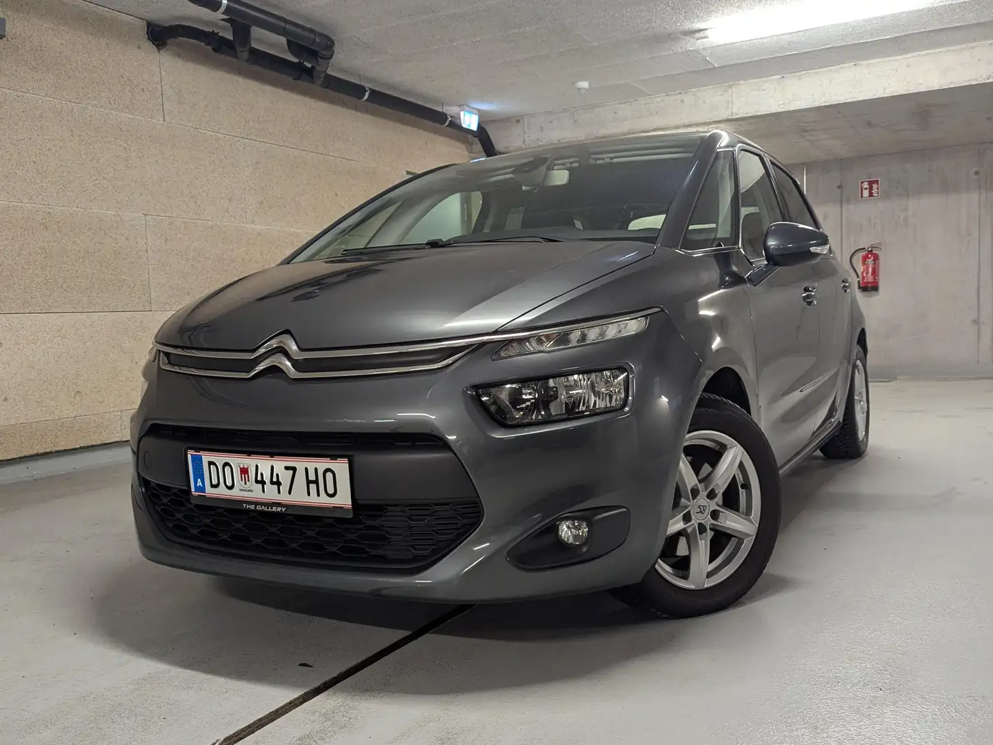 Citroen C4 Picasso C4 Picasso e-HDi 90 Airdream ETG6 Attraction Airdream Attraction Grau - 1