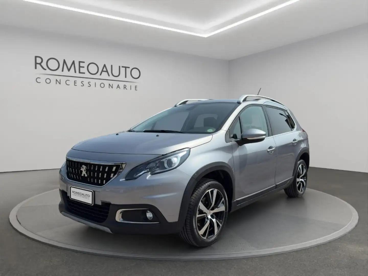 Peugeot 2008 1.6 BlueHDi 120cv S&S Allure Grau - 1