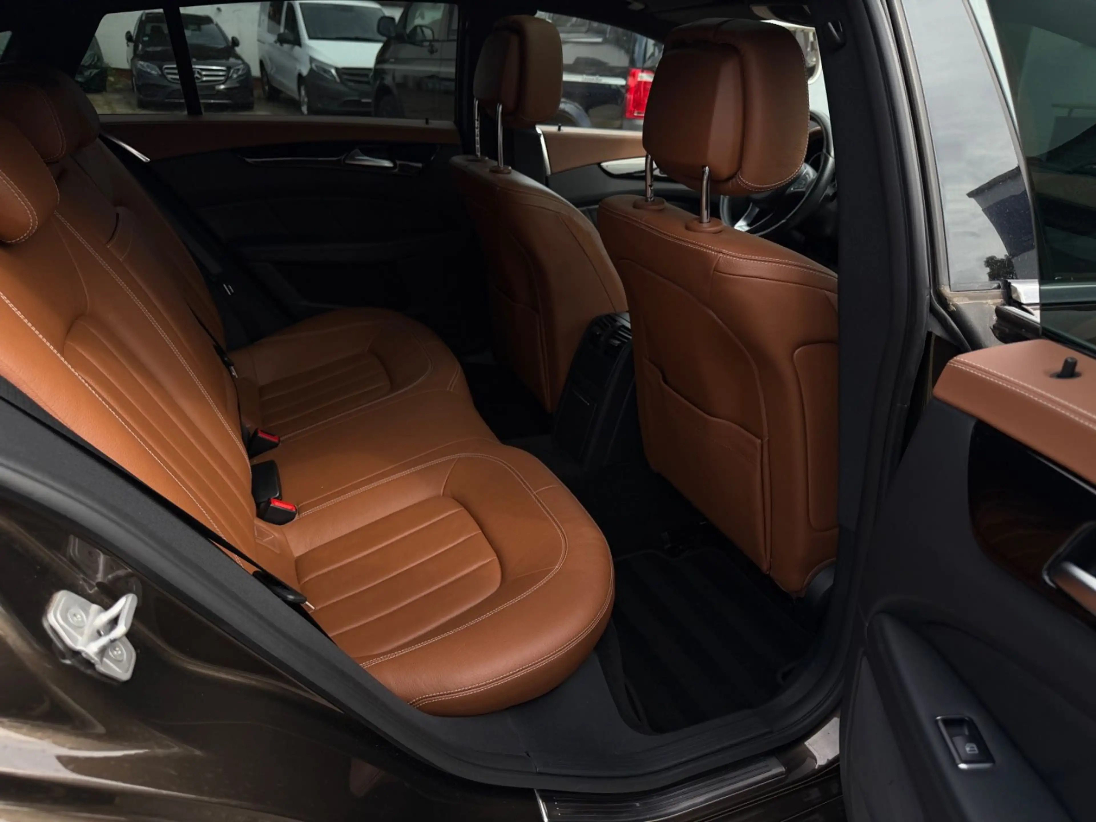Mercedes-Benz CLS CLS 350d BlueTec 4Matic Shooting Brake — photo 10