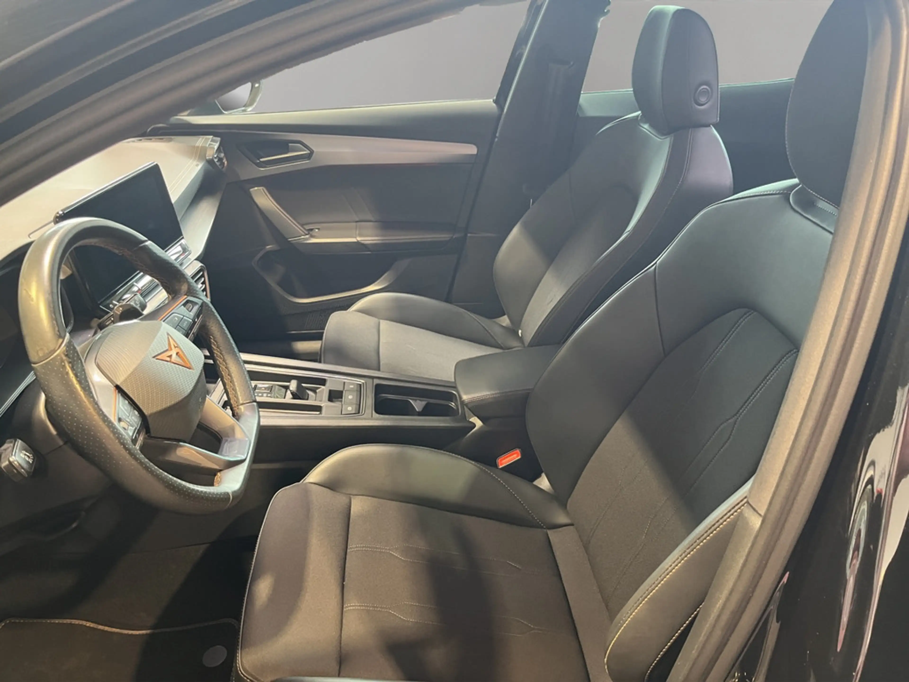 CUPRA Formentor 1.5 TSI KLIMA SHZ KAMERA ACC LED — photo 8