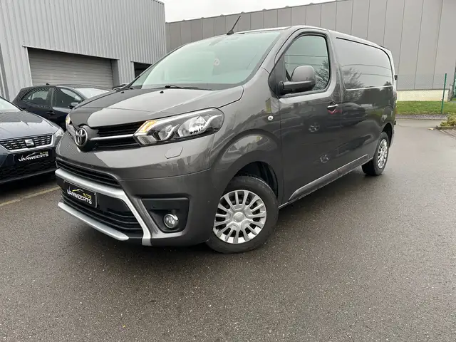 Toyota Proace 2.0 D-4D Long Workmate, CARPLAY / CAMERA/ KEYLESS