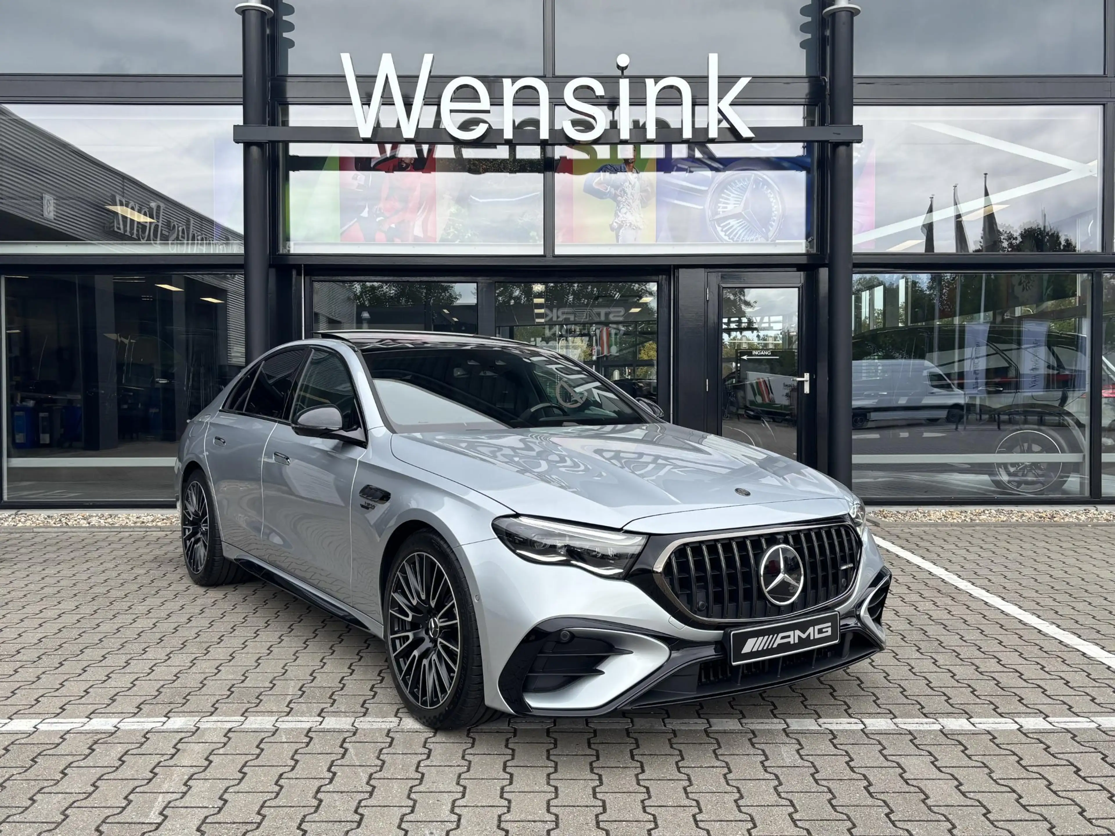 Mercedes-Benz E 53 AMG 4MATIC+ Night Edition | Premium Plus | AMG DYNAMIC — photo 2