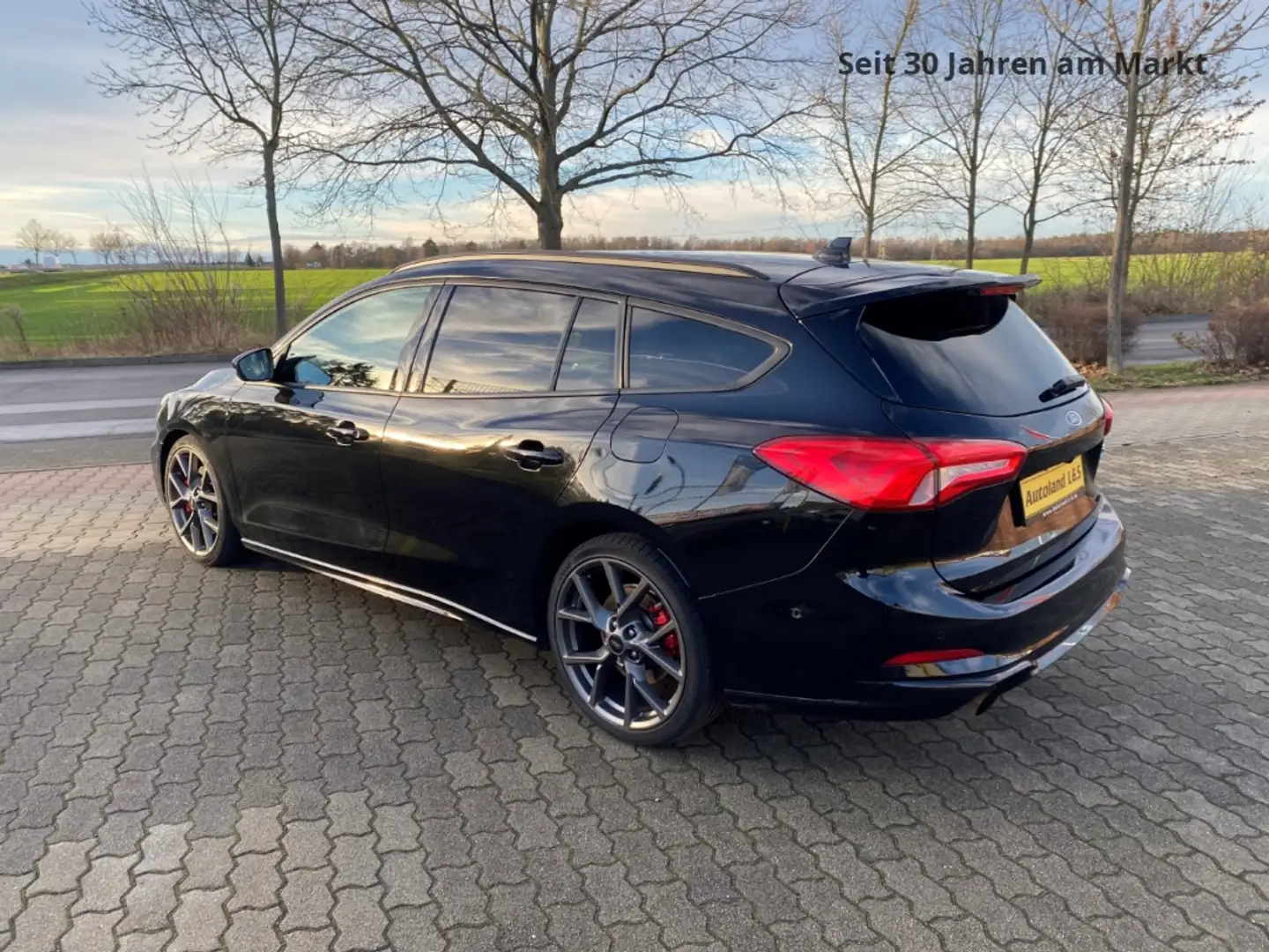 Ford Focus Turnier ST,Pano,LED,Navi,SH,PDC,AHK,Kamera,Head-up Noir - 2