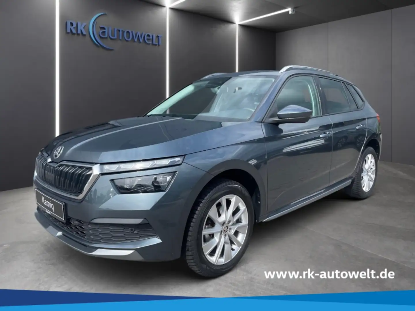 Skoda Kamiq Style 1.5 TSI EU6d-T AHK Navi Kamera Šedá - 1