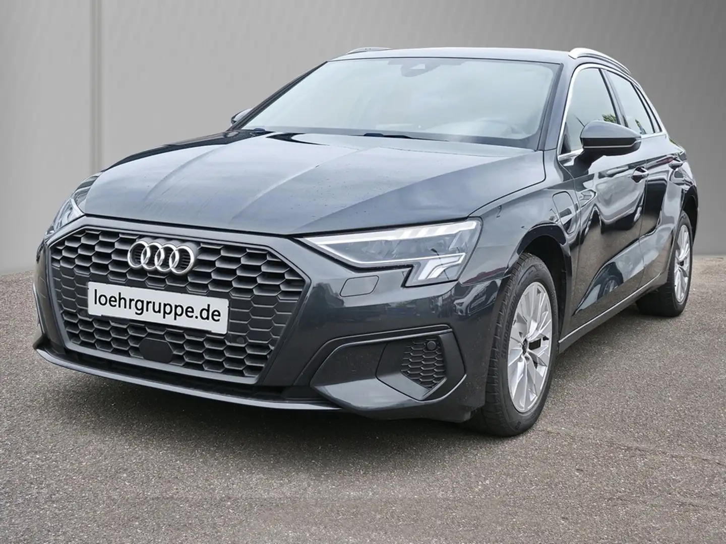 Audi A3 Sportback 40 TFSI E *AHK*LED*NAVI*SITZHEIZUNG* Gris - 2