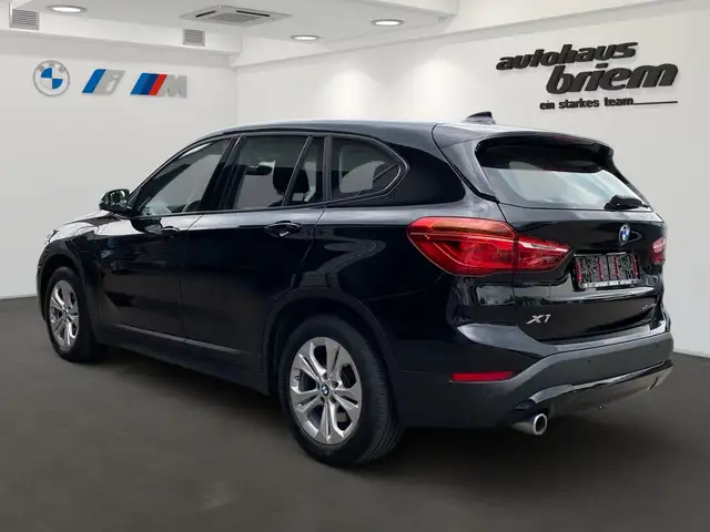 BMW X1 view 4